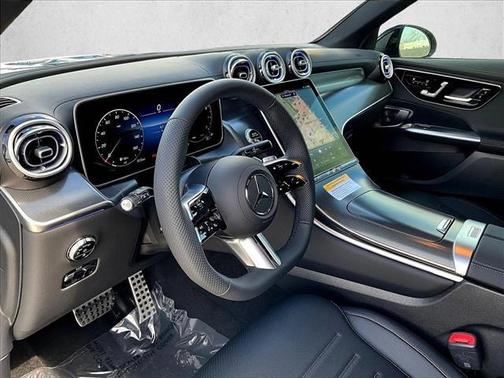 2026 Mercedes-Benz GLC 300 Base