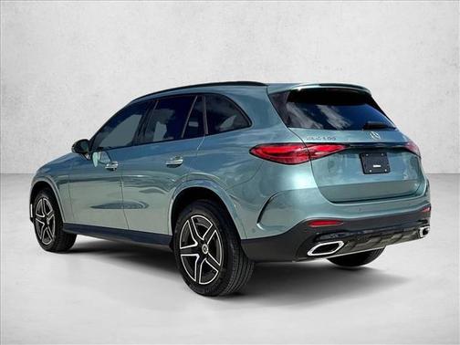 2026 Mercedes-Benz GLC 300 Base