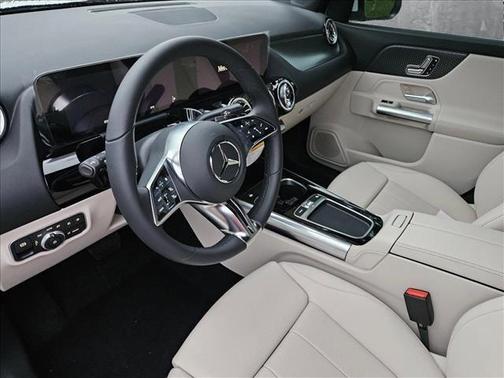 2025 Mercedes-Benz GLA 250 Base