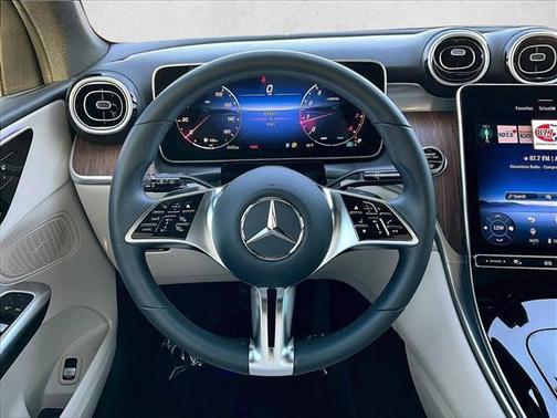 2025 Mercedes-Benz GLC 300 Base