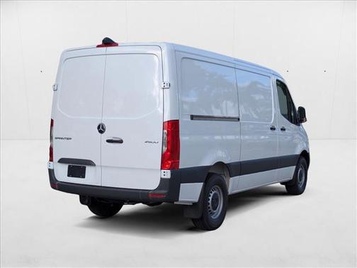 2025 Mercedes-Benz Sprinter 2500 Standard Roof