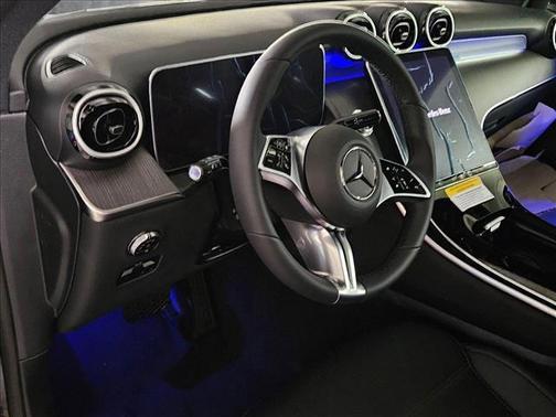 2025 Mercedes-Benz GLC 300 Base