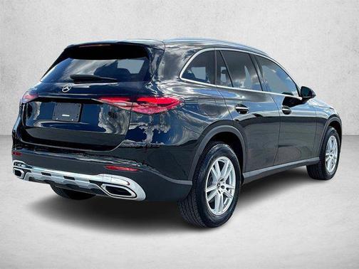 2025 Mercedes-Benz GLC 300 Base