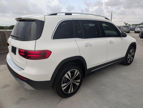 2025 Mercedes-Benz GLB 250 Base