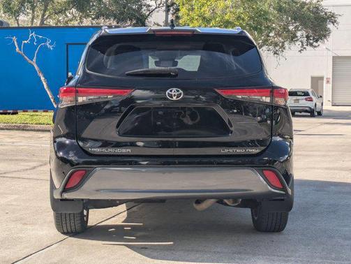 2021 Toyota Highlander Limited