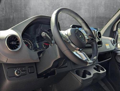 2025 Mercedes-Benz Sprinter 2500 High Roof