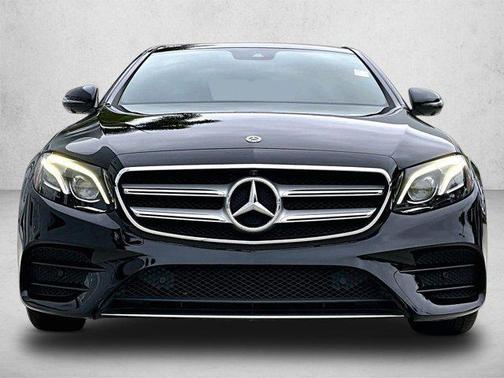 Obsidian Black Metallic 2019 Mercedes-Benz E-Class E 300