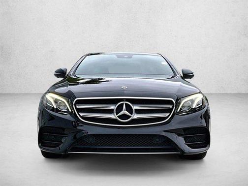Obsidian Black Metallic 2019 Mercedes-Benz E-Class E 300