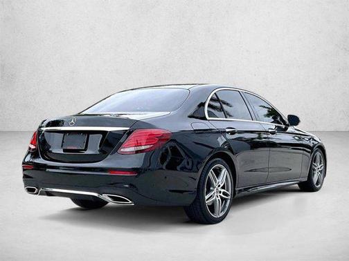 Obsidian Black Metallic 2019 Mercedes-Benz E-Class E 300