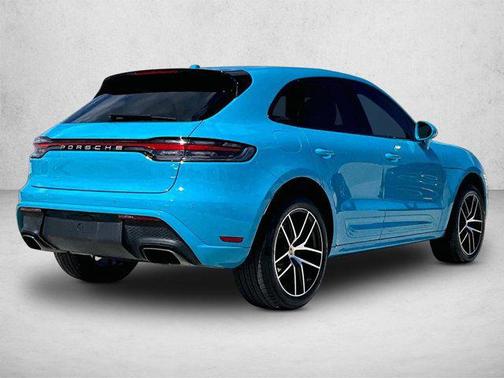 Gentian Blue Metallic 2023 Porsche Macan Macan