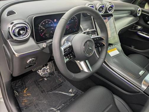 2026 Mercedes-Benz GLC 300 Base