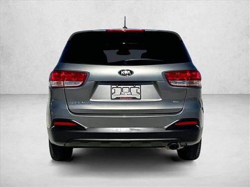2017 Kia Sorento L