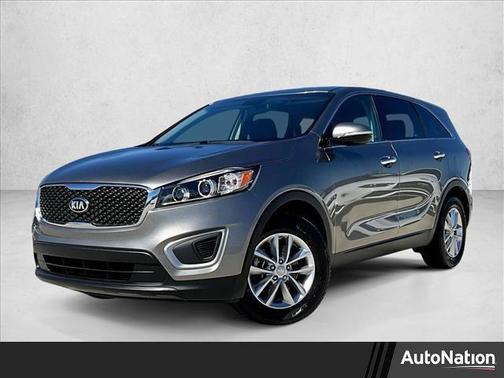 2017 Kia Sorento L
