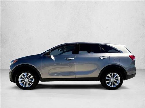 2017 Kia Sorento L
