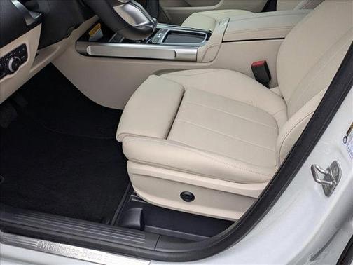 2025 Mercedes-Benz GLB 250 Base