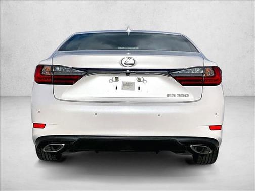 Eminent White Pearl 2018 Lexus ES 350 Base