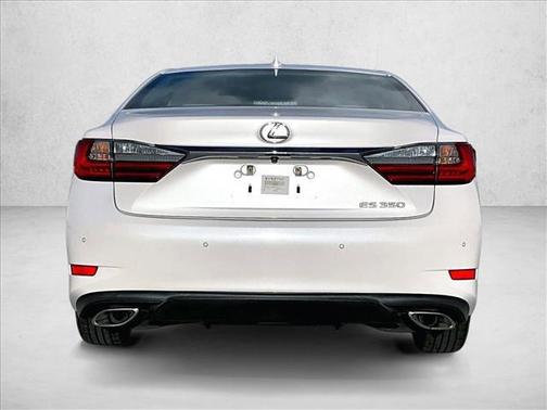 Eminent White Pearl 2018 Lexus ES 350 Base