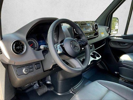 2026 Mercedes-Benz Sprinter 2500 High Roof