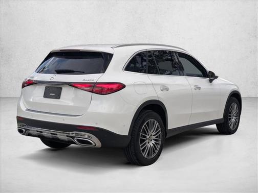 2025 Mercedes-Benz GLC 300 4MATIC