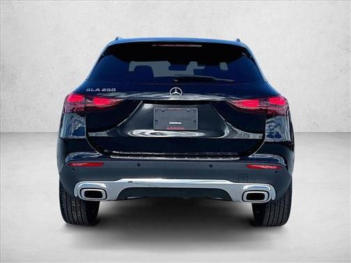 Night Black 2026 Mercedes-Benz GLA 250 4MATIC