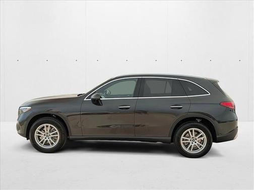 2026 Mercedes-Benz GLC 300 Base
