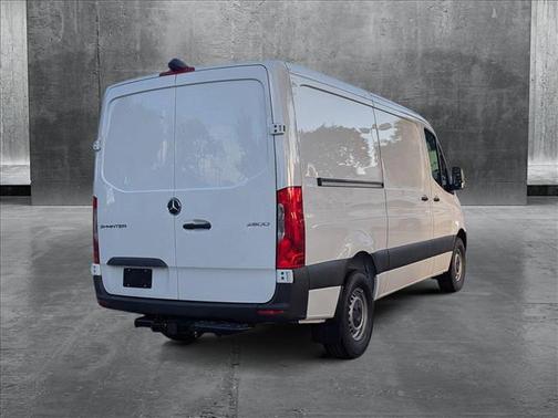 2025 Mercedes-Benz Sprinter 2500 Standard Roof