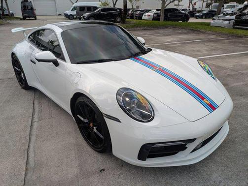 2024 Porsche 911 Carrera
