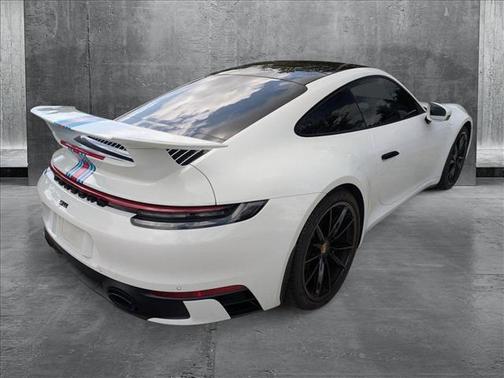 2024 Porsche 911 Carrera