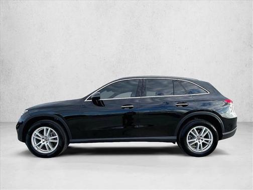 2025 Mercedes-Benz GLC 300 Base