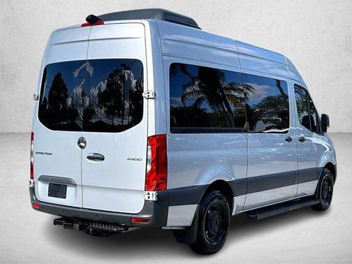 2023 Mercedes-Benz Sprinter 2500 Standard Roof