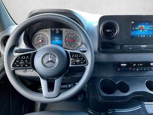 2023 Mercedes-Benz Sprinter 2500 Standard Roof