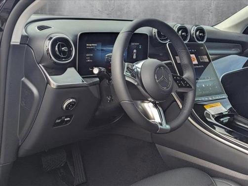 2025 Mercedes-Benz GLC 350e Base
