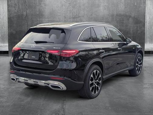 2025 Mercedes-Benz GLC 350e Base