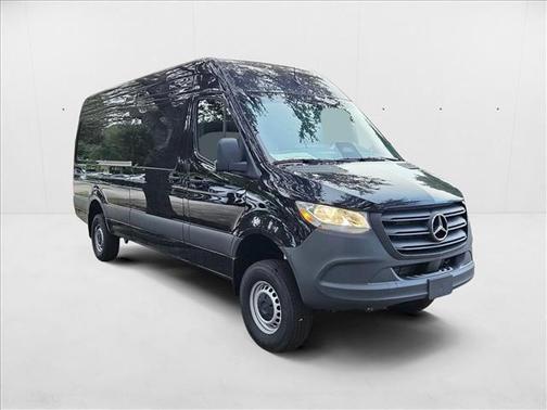 2025 Mercedes-Benz Sprinter 2500 High Roof