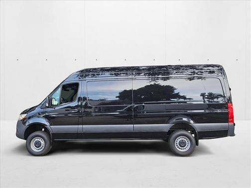 2025 Mercedes-Benz Sprinter 2500 High Roof