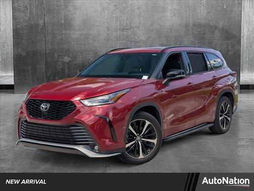 2022 Toyota Highlander XSE