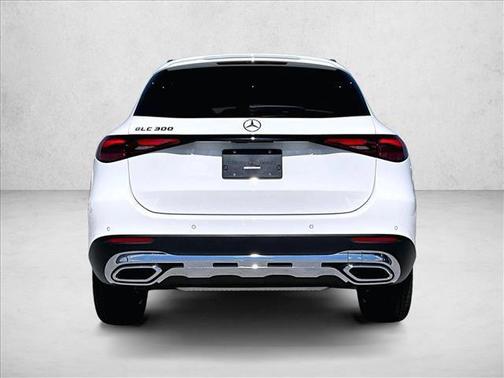 2026 Mercedes-Benz GLC 300 Base