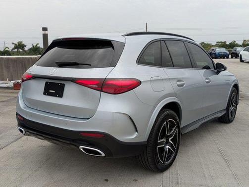 2025 Mercedes-Benz GLC 300 Base