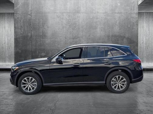 2025 Mercedes-Benz GLC 300 Base