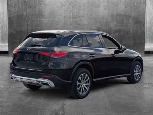 2025 Mercedes-Benz GLC 300 Base