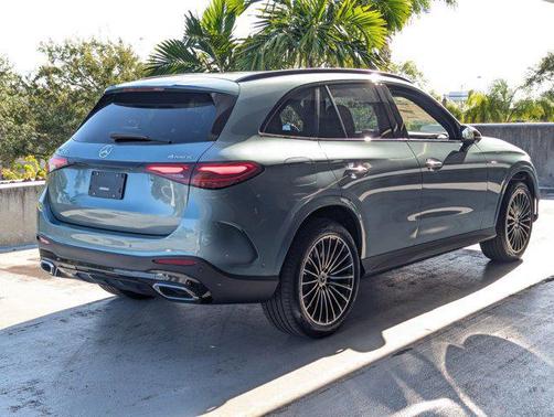 2025 Mercedes-Benz GLC 350e Base