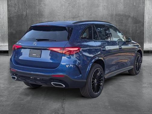 2025 Mercedes-Benz GLC 300 Base