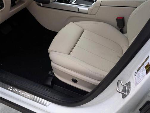 2025 Mercedes-Benz GLB 250 Base
