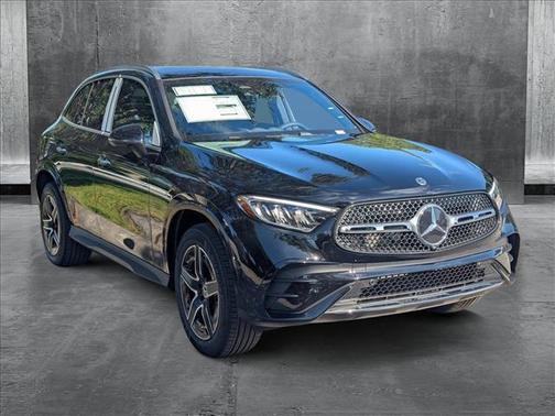 2025 Mercedes-Benz GLC 300 Base