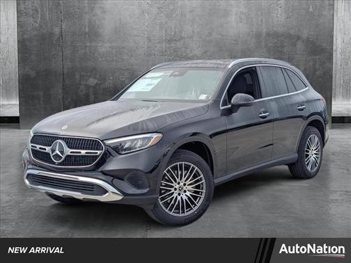 2025 Mercedes-Benz GLC 300 Base