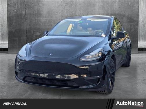 2022 Tesla Model Y Long Range Dual Motor All-Wheel Drive