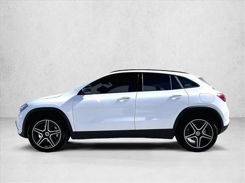 Polar White 2026 Mercedes-Benz GLA 250 4MATIC