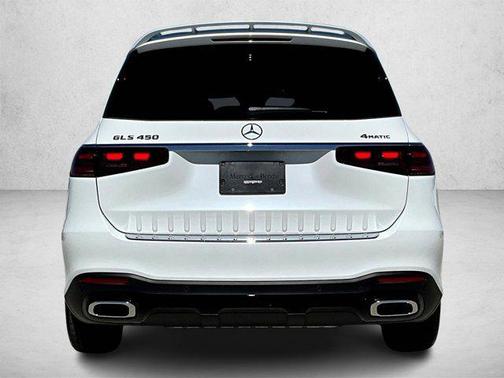 2026 Mercedes-Benz GLS 450 4MATIC