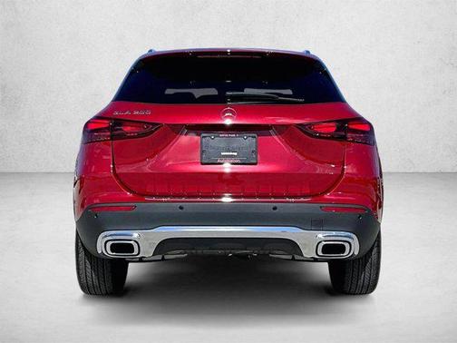 MANUFAKTUR Patagonia Red Metallic 2026 Mercedes-Benz GLA 250 4MATIC
