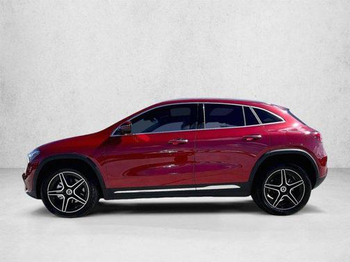 MANUFAKTUR Patagonia Red Metallic 2026 Mercedes-Benz GLA 250 4MATIC
